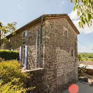  Hébergement de vacances La Cle Des Champs